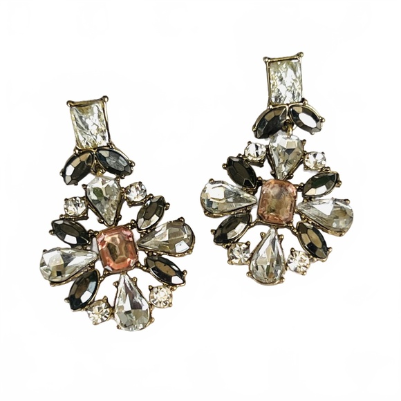 Not marked Jewelry - Dangle Pierced Earrings Rhinestone in Clear, Gray, and Peach Gold-tone Setting